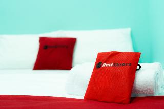 RedDoorz near Gajah Mada Street Semarang fotoÄŸrafÄ±