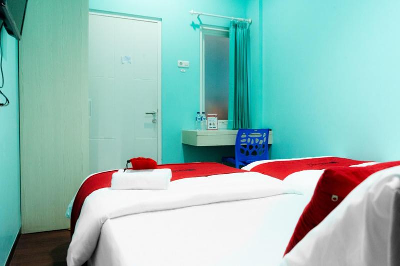RedDoorz near Gajah Mada Street Semarang - Oda