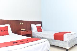 RedDoorz near Kampung Warna Warni fotoÄŸrafÄ±