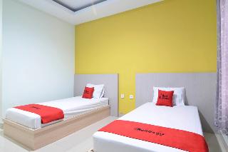 RedDoorz near Museum Keraton Surakarta fotoÄŸrafÄ±