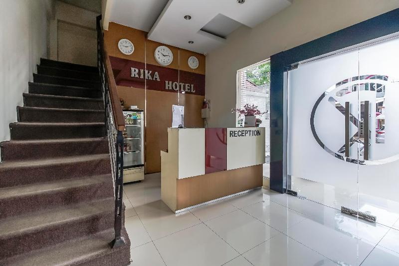RedDoorz near Mall Panakkukang 3 - Lobi