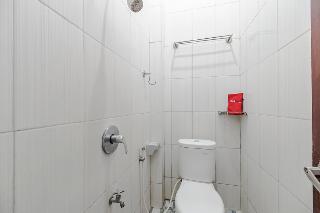 RedDoorz near Mall Panakkukang 3 fotoÄŸrafÄ±