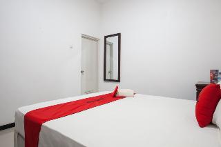 RedDoorz near Taman Krida Budaya fotoÄŸrafÄ±