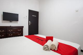 RedDoorz near Taman Krida Budaya fotoÄŸrafÄ±