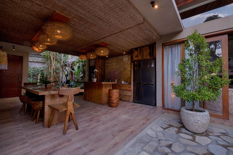Sanga Sanga Mas Ubud Villa - Oda