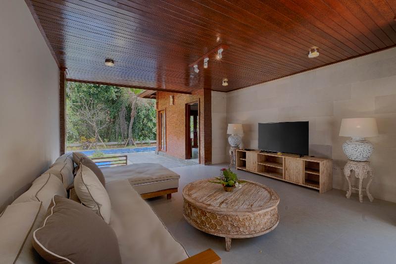 Sanga Sanga Mas Ubud Villa - Oda