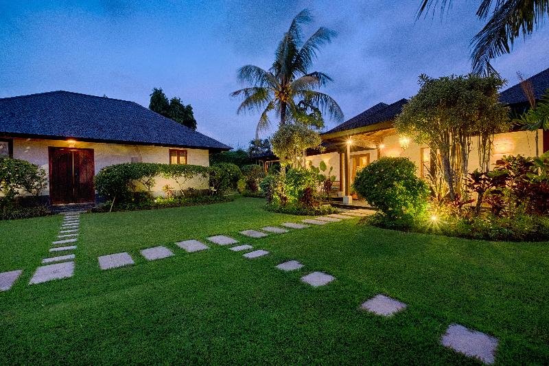 Kutus Kutus Ketewel Villa - Genel