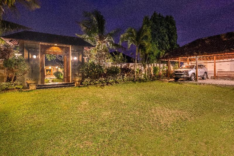 Kutus Kutus Ketewel Villa - Genel