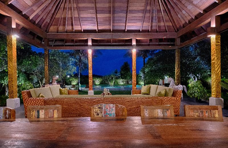 Kutus Kutus Ketewel Villa - Oda