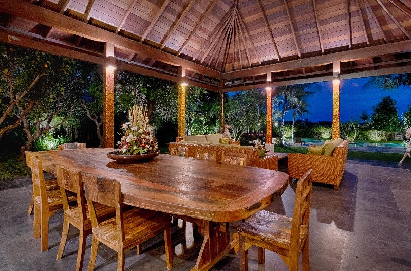 Kutus Kutus Ketewel Villa - Oda
