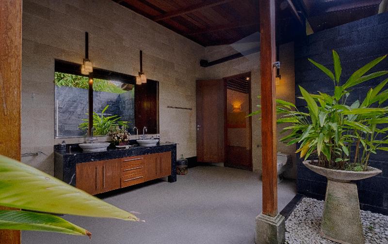 Kutus Kutus Ketewel Villa - Oda