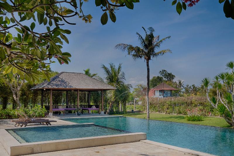 Kutus Kutus Ketewel Villa - Havuz