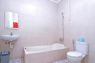 RedDoorz Plus @ Laweyan fotoÄŸrafÄ±