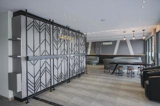 RedDoorz Plus near Ferry Terminal Batam Center fotoÄŸrafÄ±