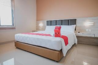 RedDoorz Plus near Ferry Terminal Batam Center fotoÄŸrafÄ±