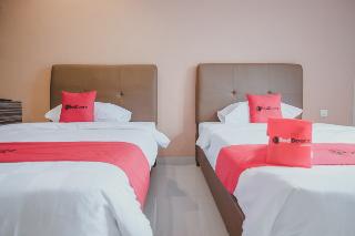 RedDoorz Plus near Ferry Terminal Batam Center fotoÄŸrafÄ±