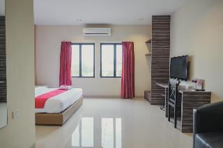 RedDoorz Plus near Ferry Terminal Batam Center fotoÄŸrafÄ±
