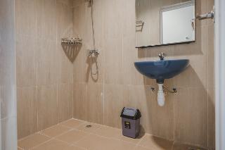 RedDoorz Plus near Ferry Terminal Batam Center fotoÄŸrafÄ±