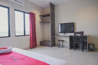 RedDoorz Plus near Ferry Terminal Batam Center fotoÄŸrafÄ±