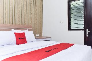 RedDoorz Plus near Malang Town Square otel fotoğrafı