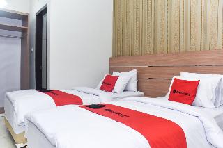 RedDoorz Plus near Malang Town Square fotoÄŸrafÄ±