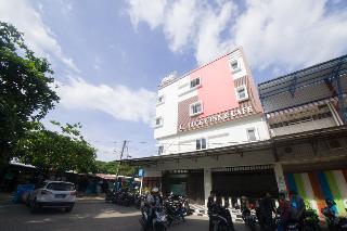 RedDoorz Plus near Mall Panakkukang 2 otel fotoğrafı