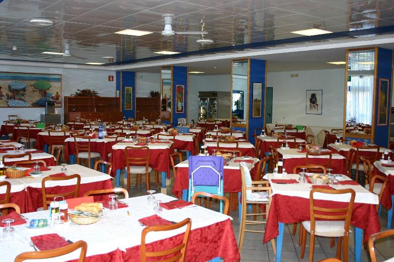 Bella Italia Efa Village - Restoran