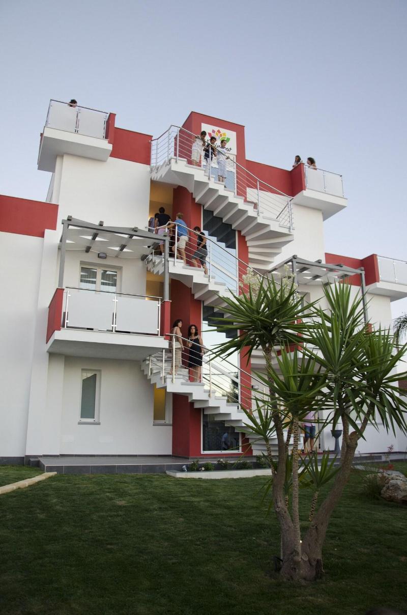 Rainbow Resort - Lobi