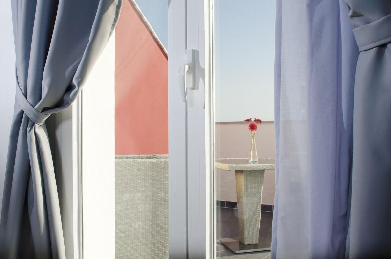 Rainbow Resort - Havuz