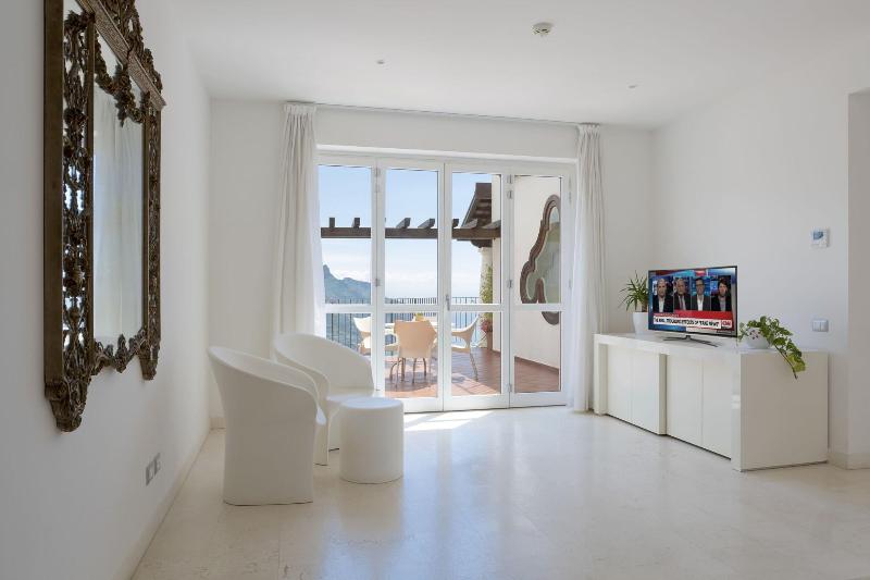 Villa Piedimonte - Lobi