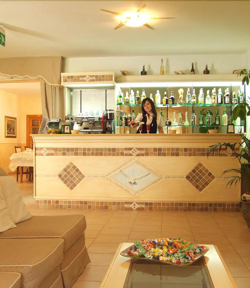 Il Gabbiano Hotel Isola Rossa - Bar