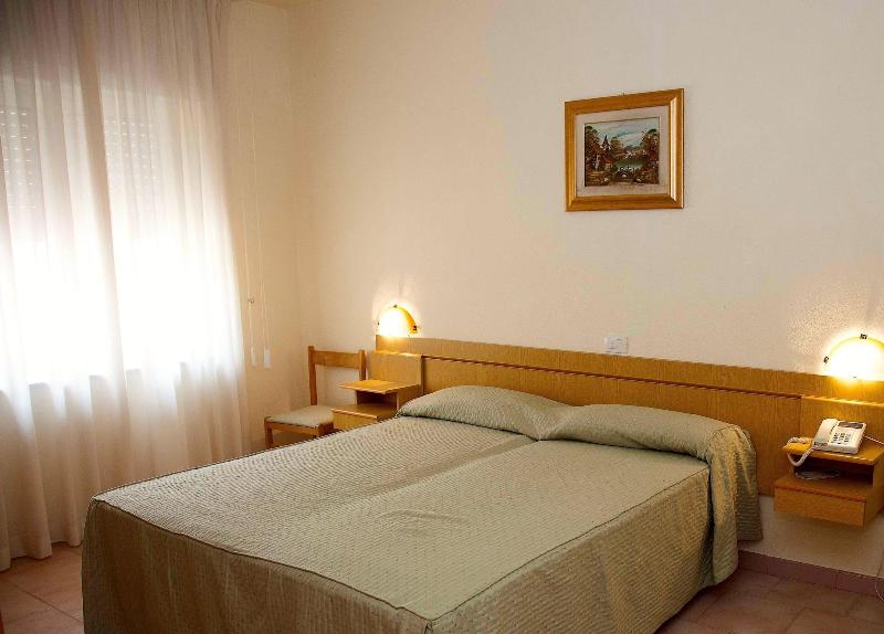 Il Gabbiano Hotel Isola Rossa - Oda