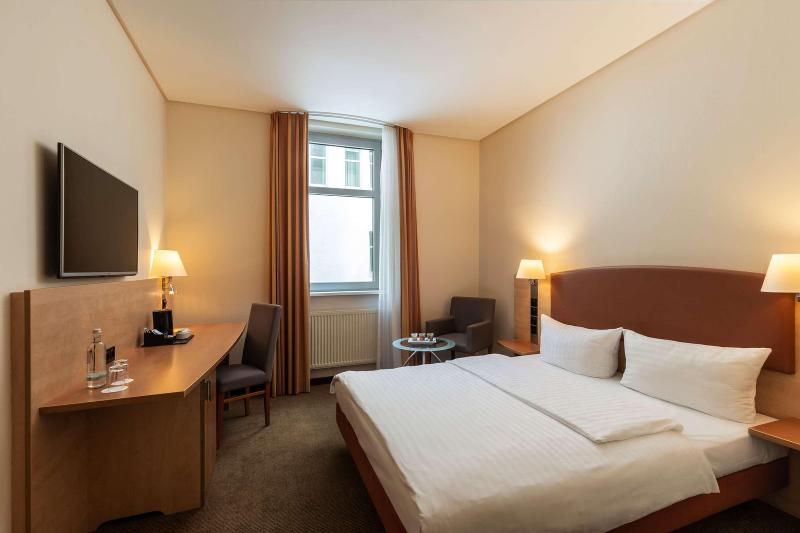 IntercityHotel Berlin Ostbahnhof - Oda