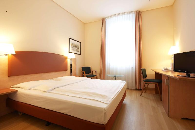 IntercityHotel Berlin Ostbahnhof - Oda