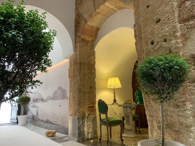 Palazzo del Poeta - Dimora Contemporanea - Genel