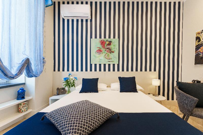 It's Room Naples - Oda