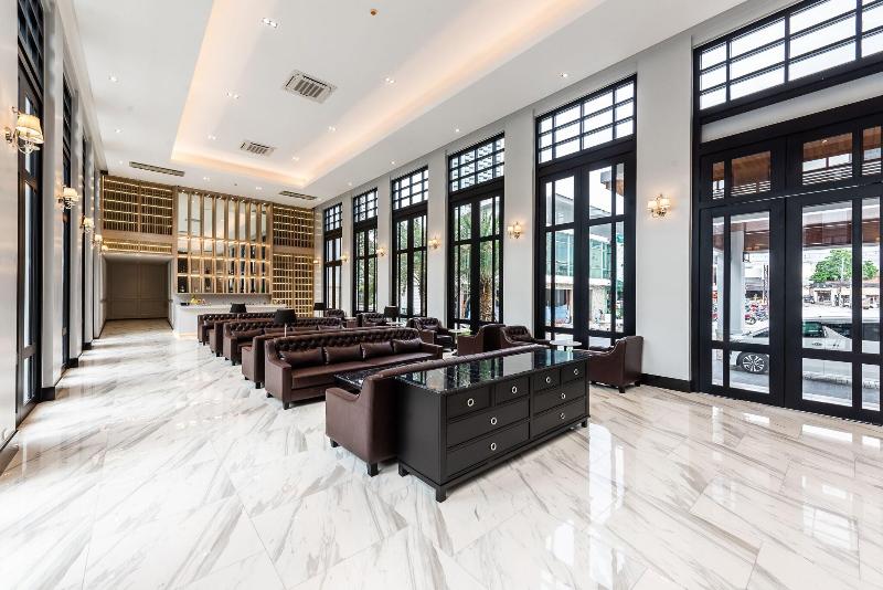 One Patio Hotel Pattaya - Lobi