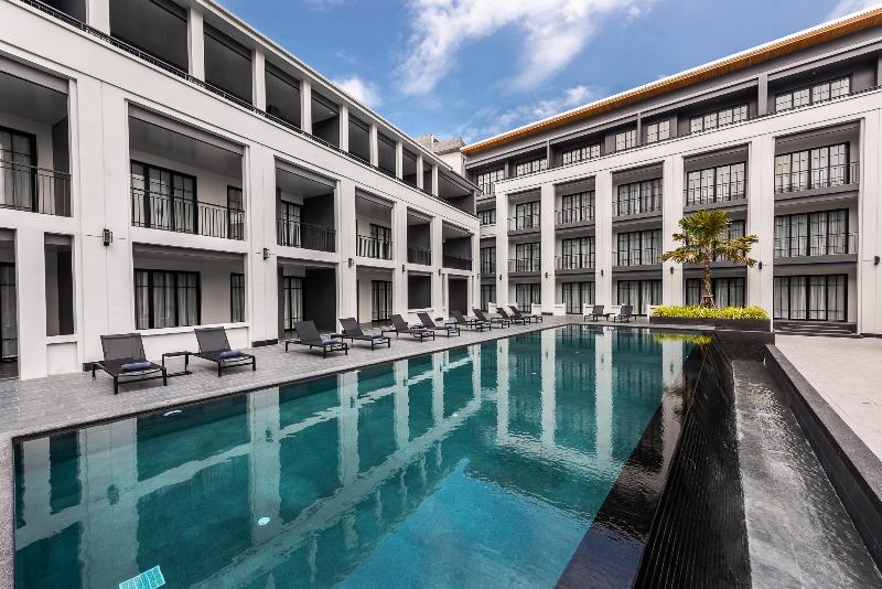 One Patio Hotel Pattaya - Havuz