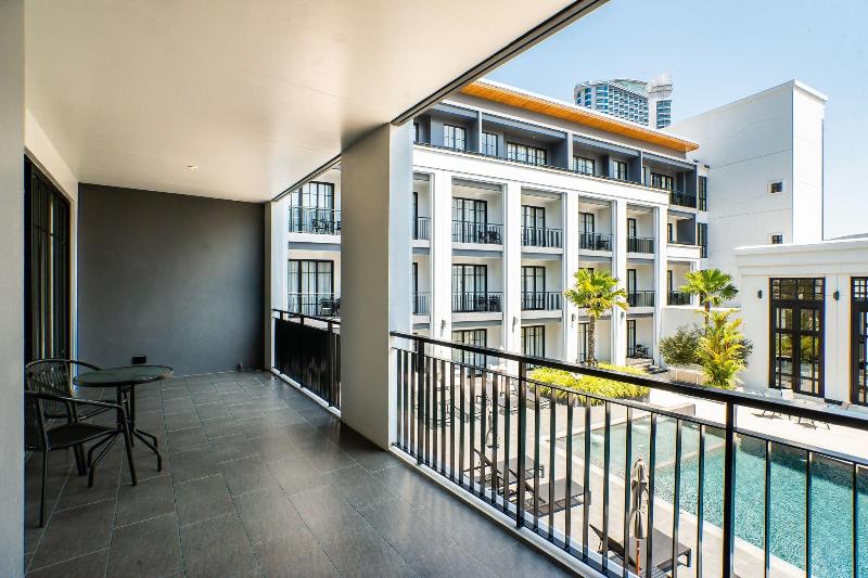 One Patio Hotel Pattaya - Teras