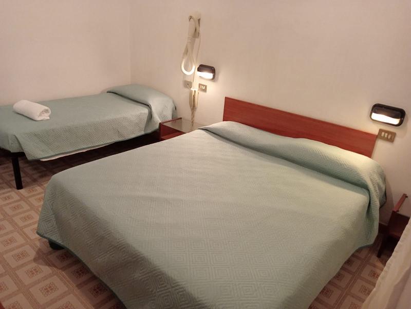Hotel Criss - Oda