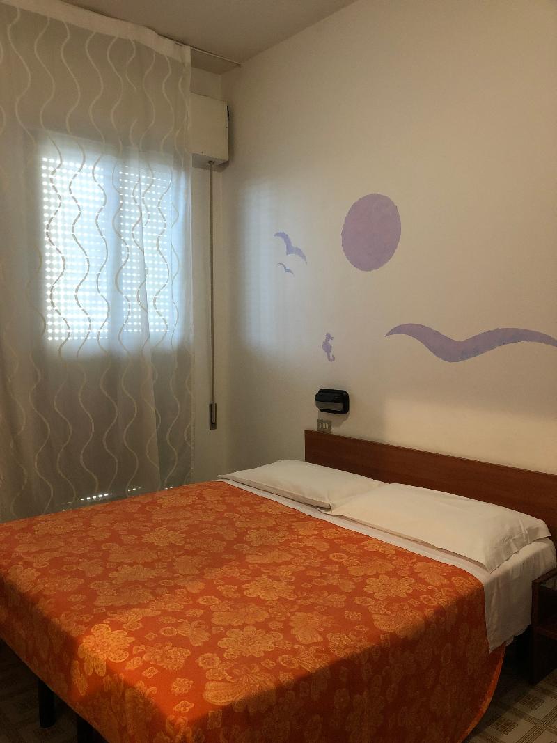 Hotel Criss - Oda