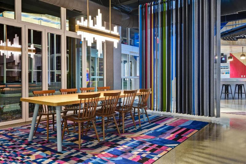 Aloft Secaucus Meadowlands - Lobi