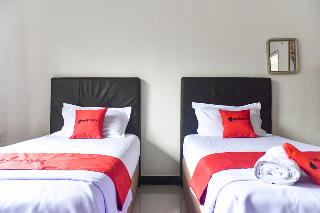 RedDoorz near Sultan Hasanuddin Airport 2 fotoÄŸrafÄ±