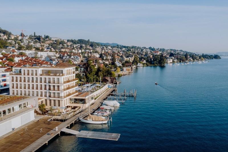 Alex Lake Zurich - Genel