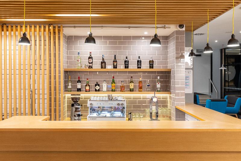 Holiday Inn Express Porto City Center - Bar