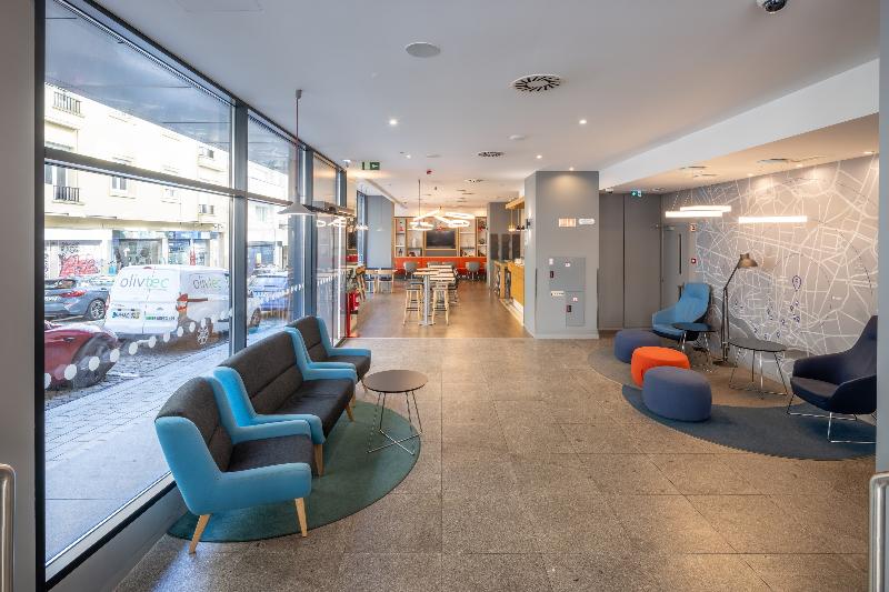 Holiday Inn Express Porto City Center - Lobi