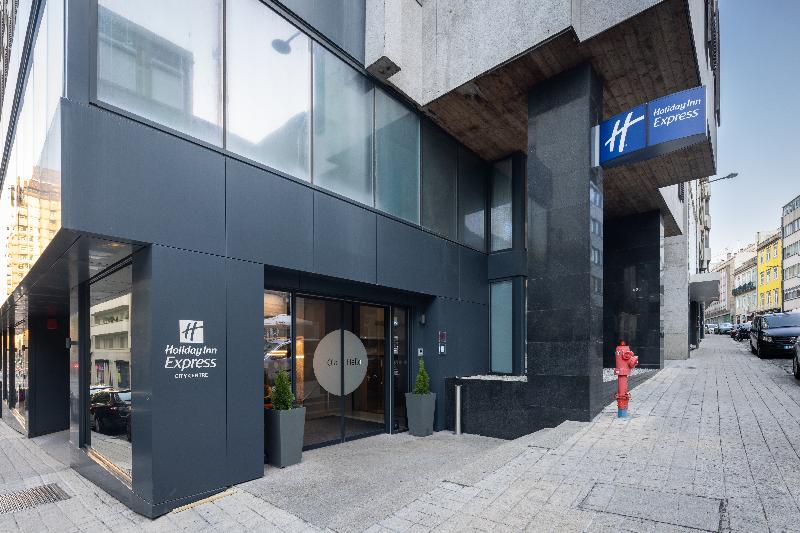 Holiday Inn Express Porto City Center - Genel