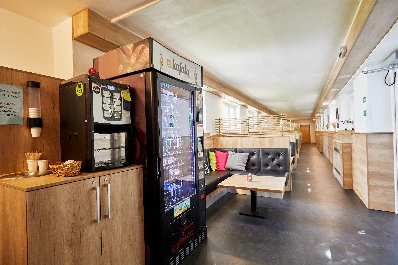 University Hotel - Lobi
