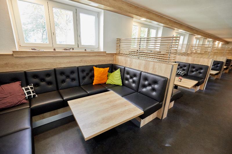 University Hotel - Lobi