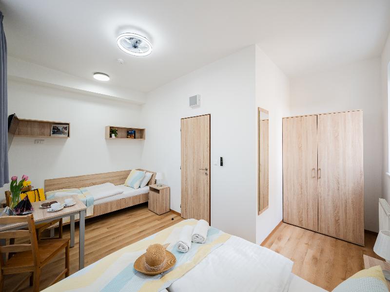 University Hotel - Oda